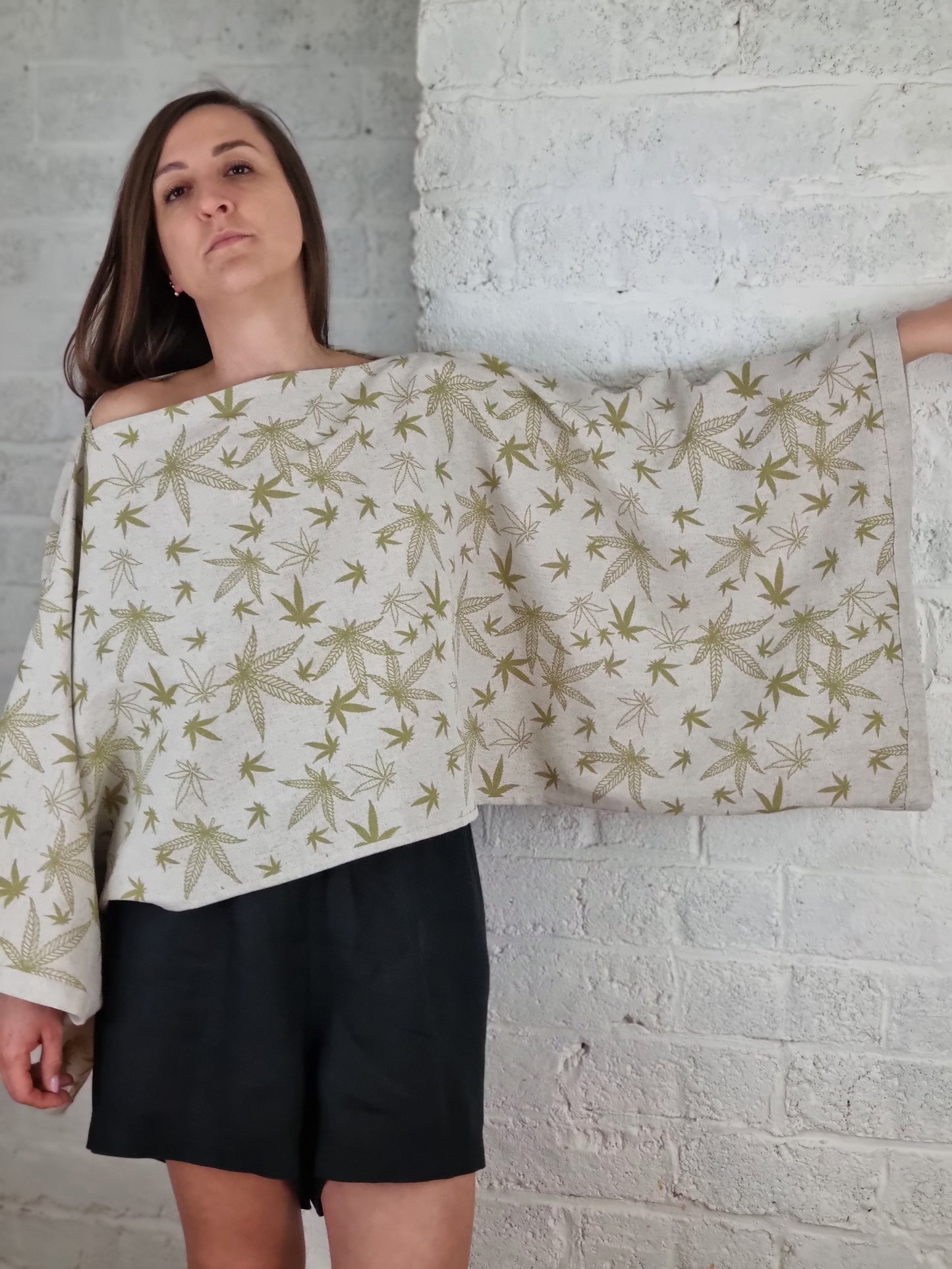 Kimono van hennep, aan beide kanten dragbaar