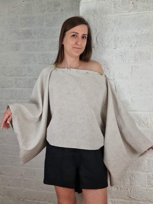 Kimono van hennep, aan beide kanten dragbaar