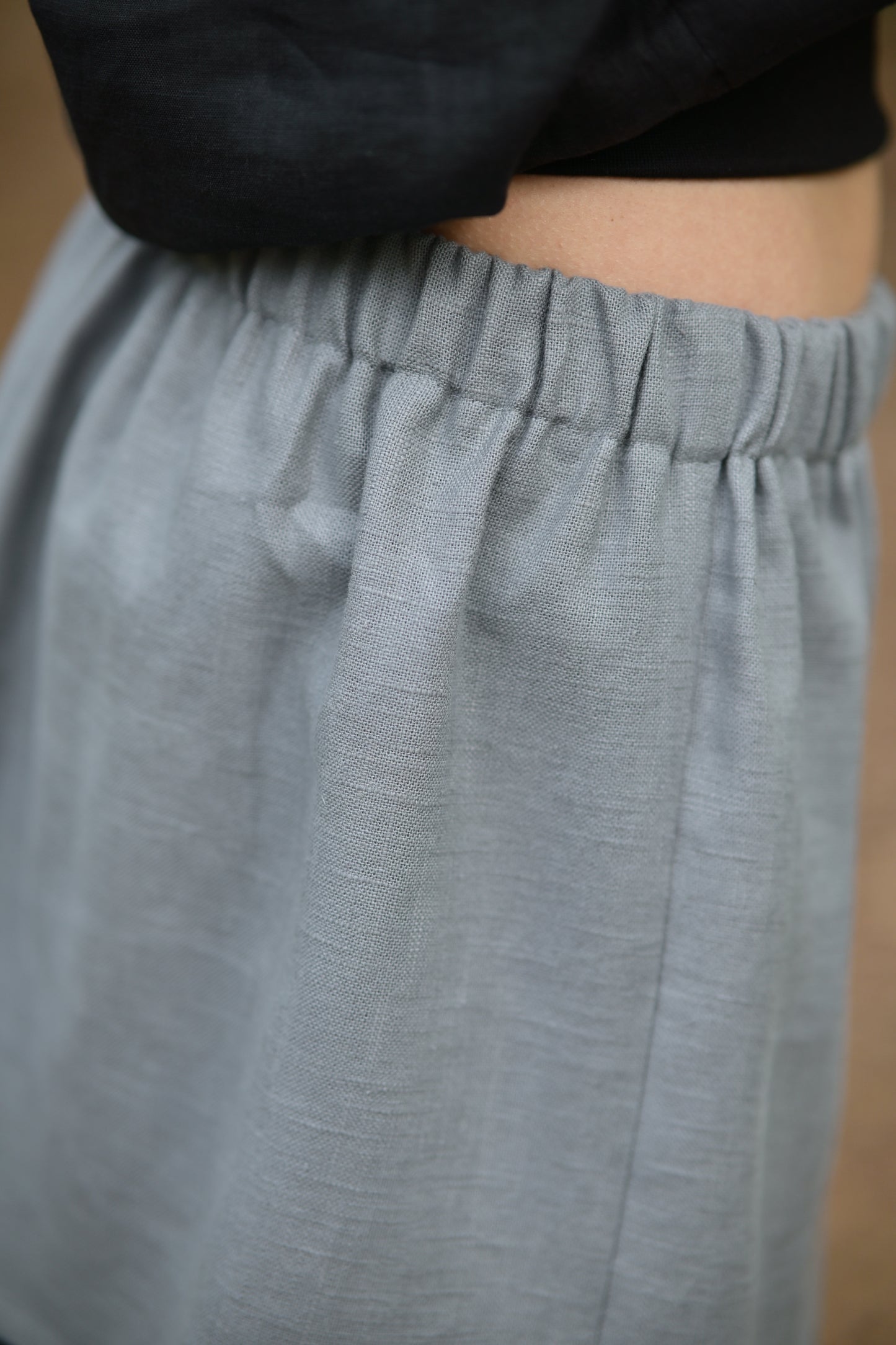 Linen skirt – grey, asymmetrical, short